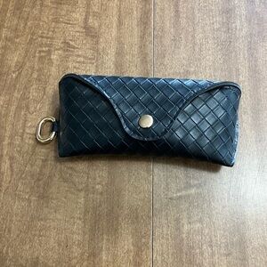 Black Woven sunglasses holder with Gold Accent